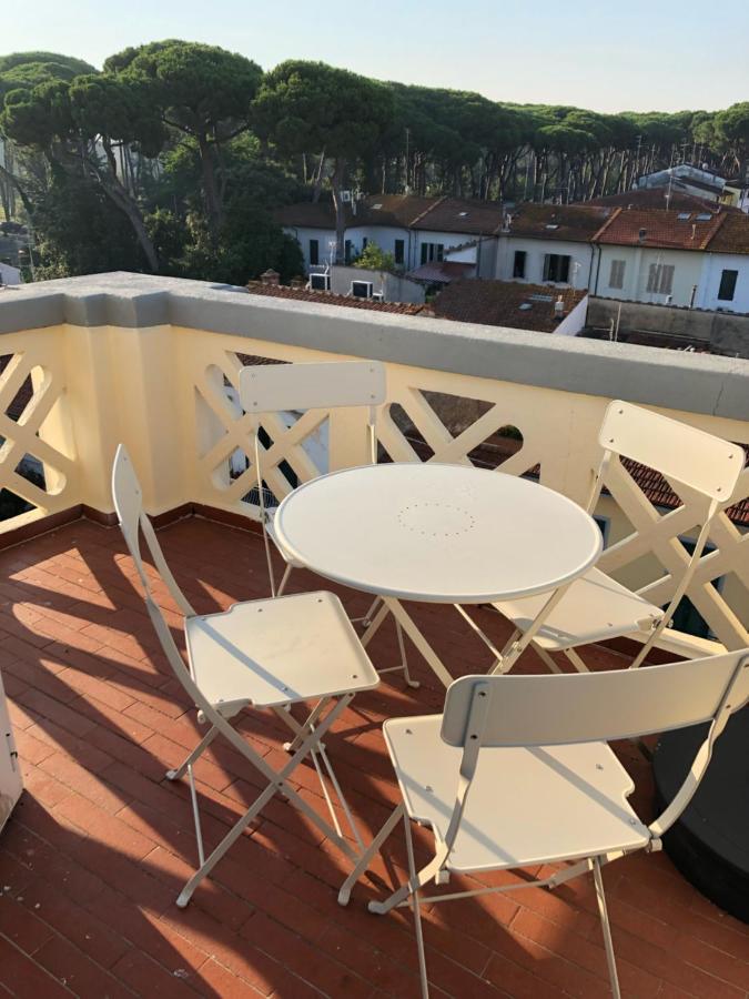 Apartamento Torre Della Darsena Viareggio Exterior foto