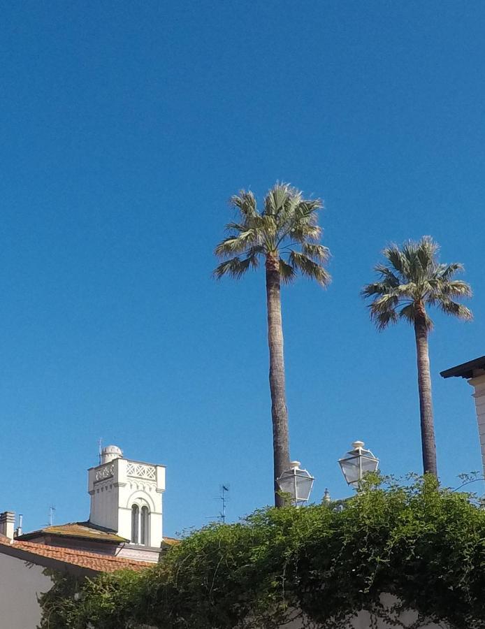 Apartamento Torre Della Darsena Viareggio Exterior foto